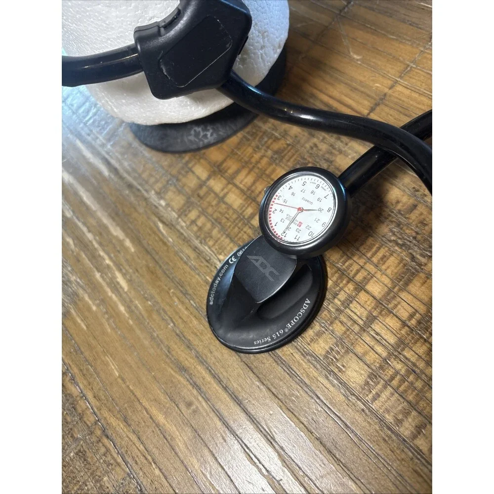 adscope stethoscope 615 with Extra Ear Tips And Snap On Clock (needs A Battery)